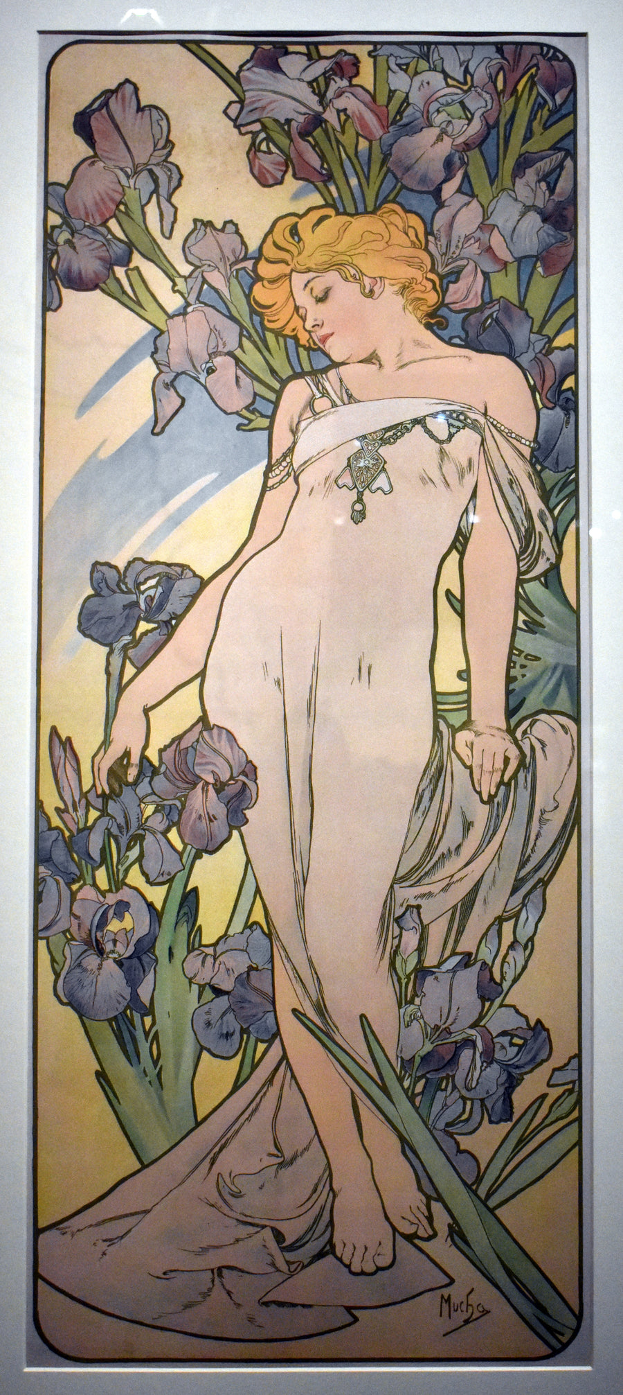 Les Fleurs : l’Iris - Alphonse Mucha
