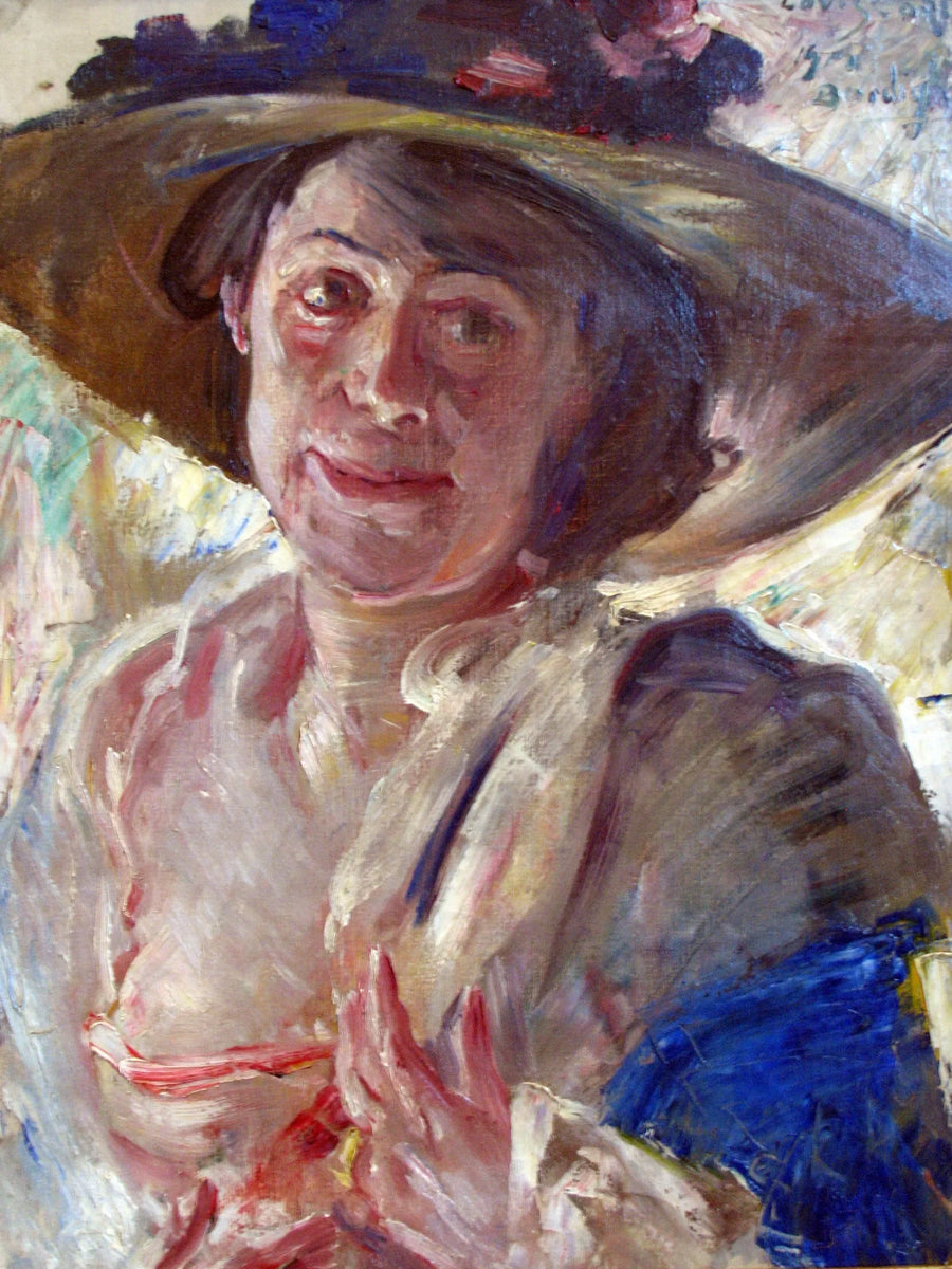 אישה עם כובע מעוטר בוורדים - לוביס קורינת